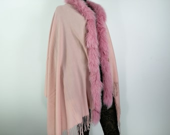 Pink shawl of viscose with pink fox trim