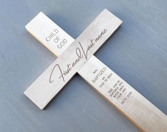 Baptême personnalisé - Croix murale - Fini érable