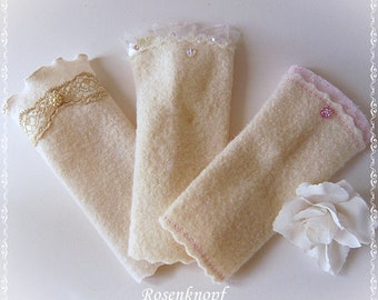 Women's arm warmers, wrist warmers, walk wedding, ivory white, gift, birthday, Easter, Christmas