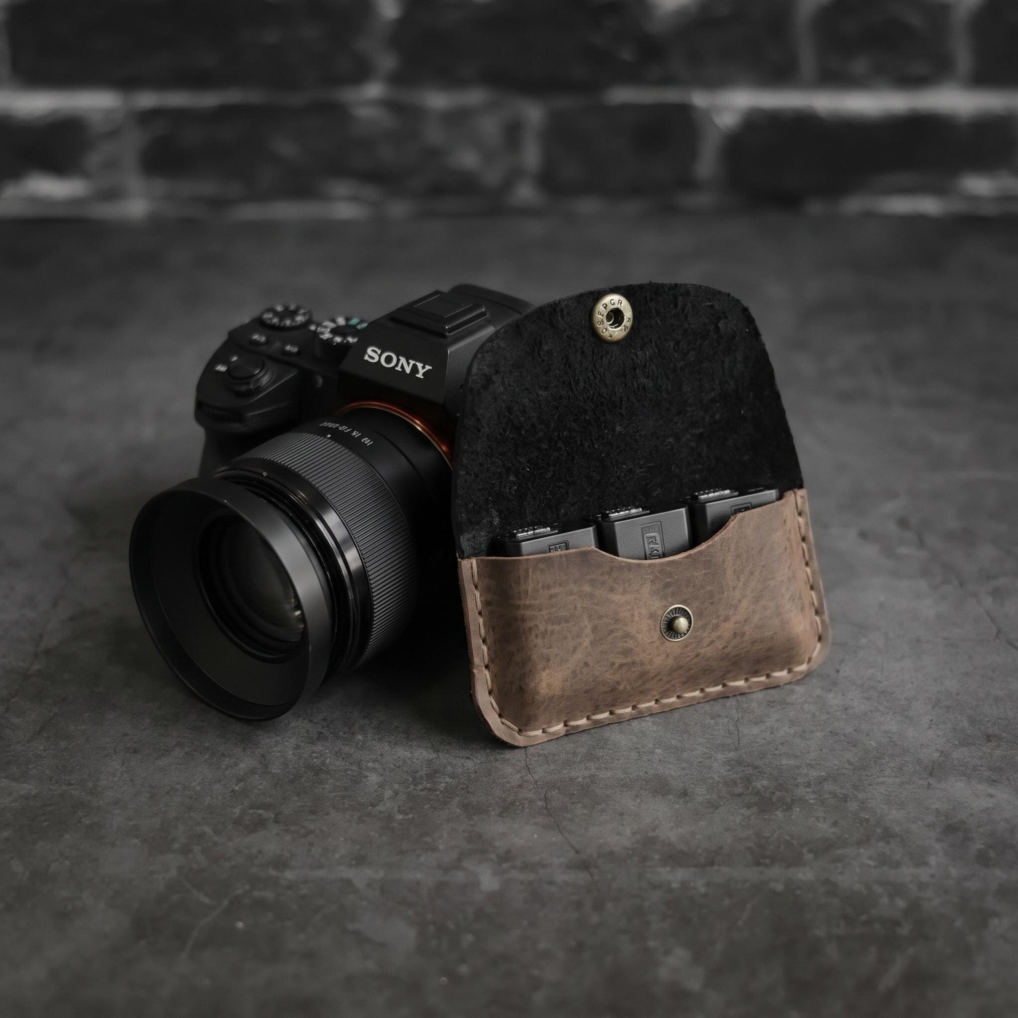 SONY α6400＋レンズ+ハードケース SONY α6400＋レンズ+ハードケース