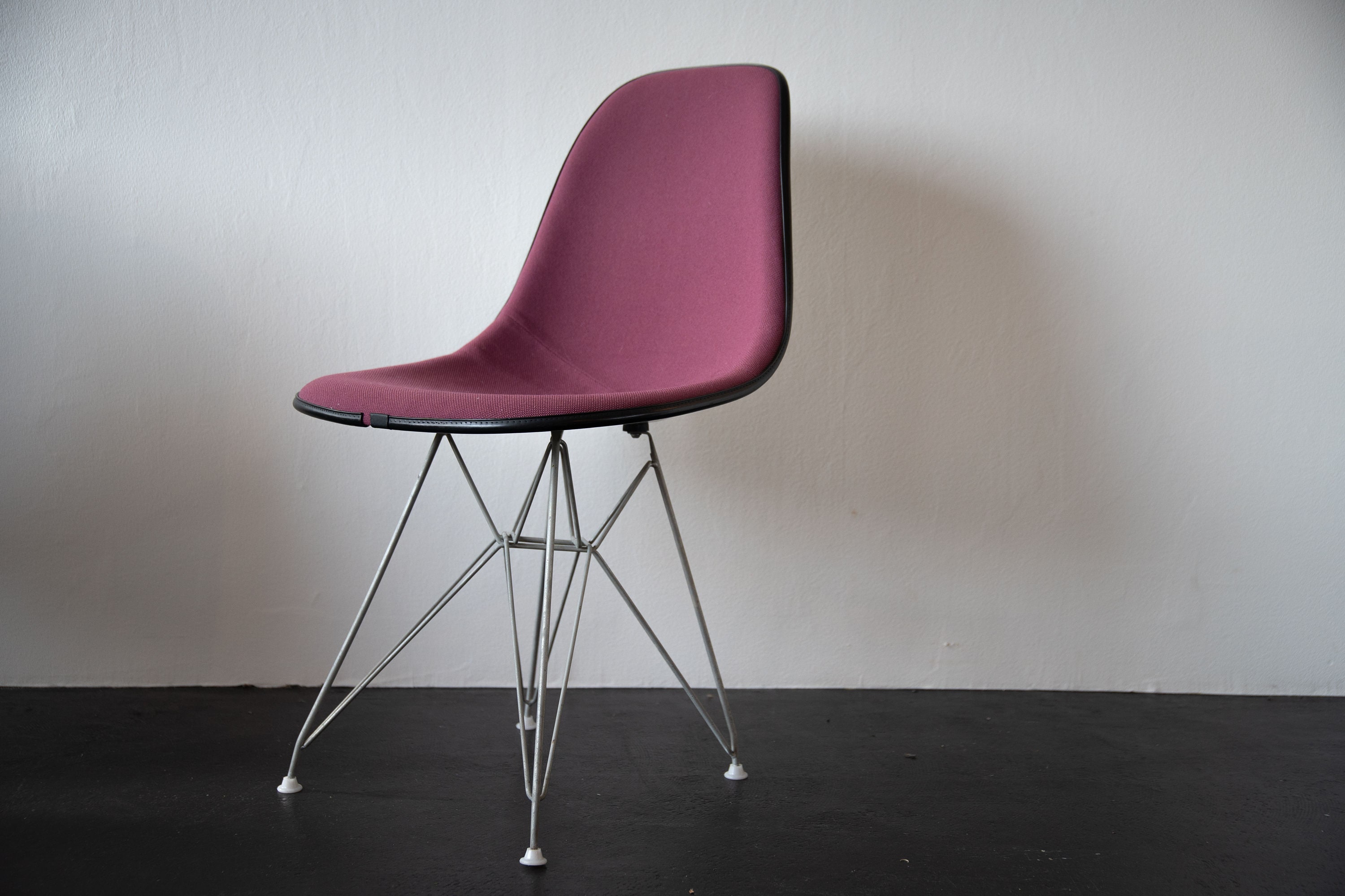 Hermanmiller Eames Shell Chair - Etsy UK