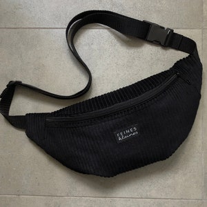 Bumbag Schwarz aus Cord / Bauchtasche, Gürteltasche, Fanny Pack Bild 1