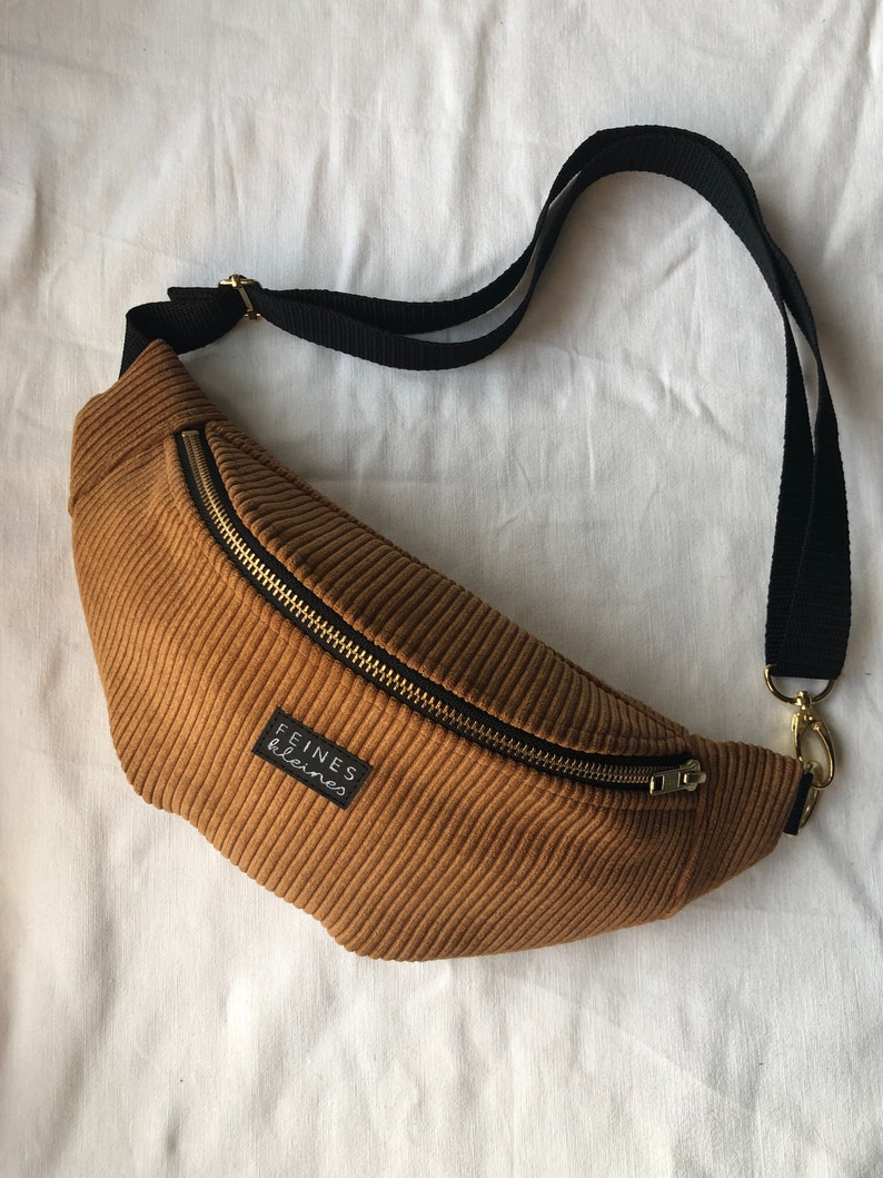 Bumbag made of corduroy with gold metal zipper / mustard yellow, curry / bum bag, belt bag, fanny pack image 1