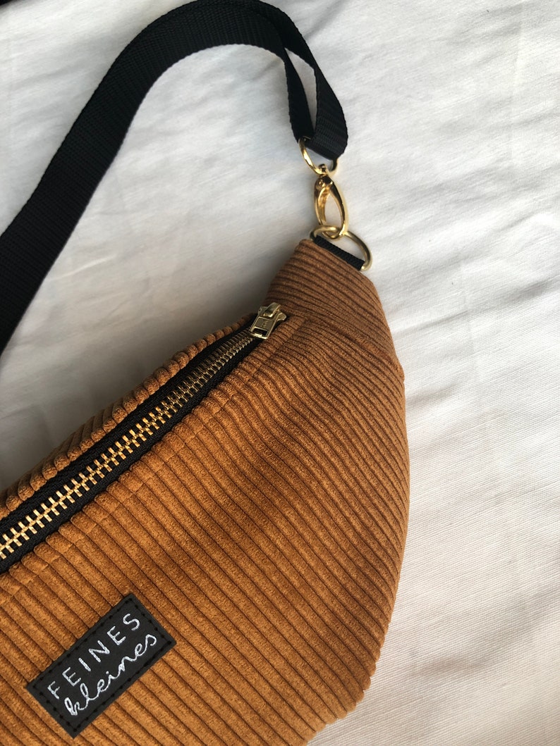 Bumbag made of corduroy with gold metal zipper / mustard yellow, curry / bum bag, belt bag, fanny pack image 3