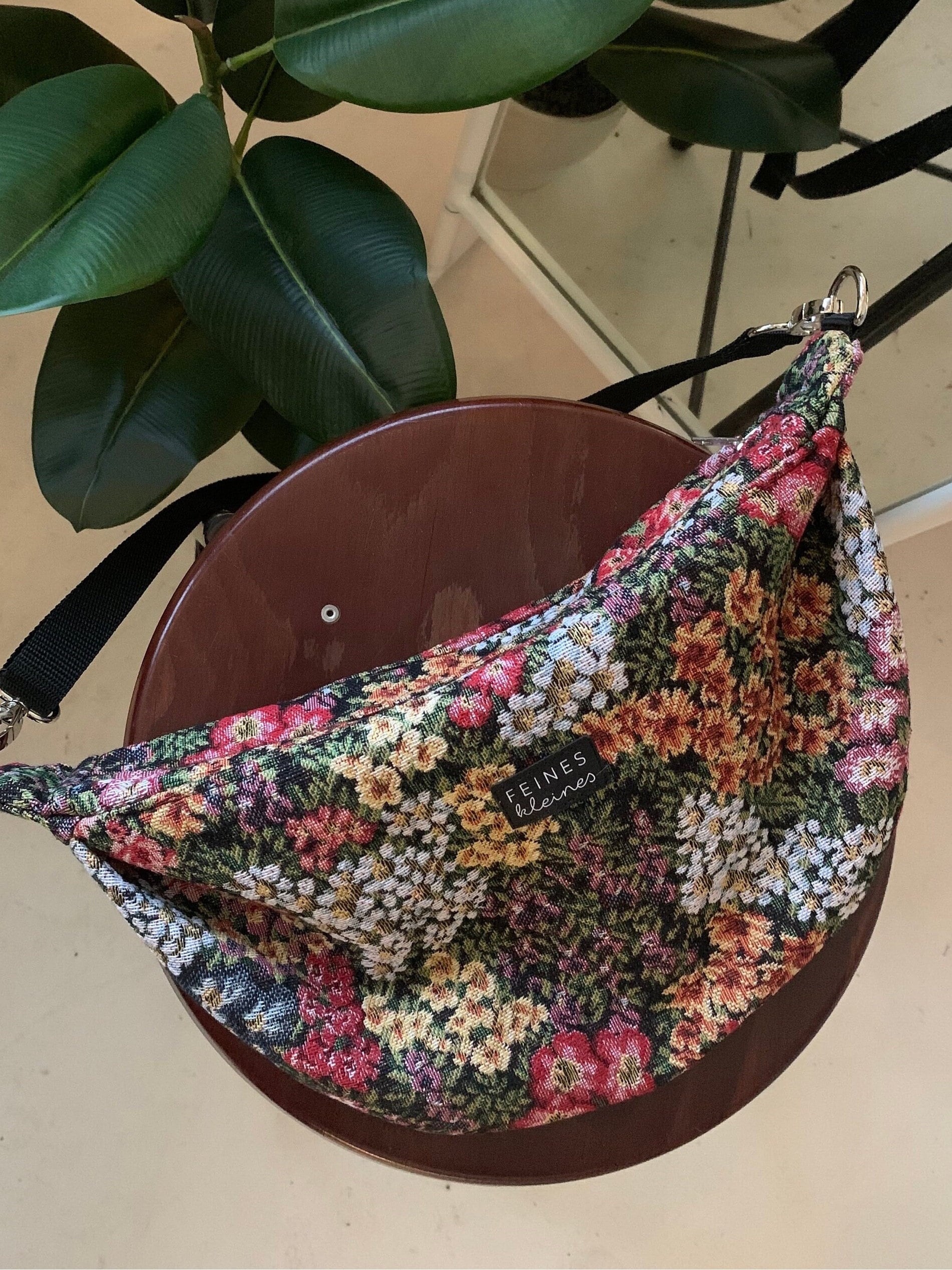MOONI All Colors Moonbag Made of Corduroy or Teddy Half moon Bag Semi circle Bag Etsy Ireland