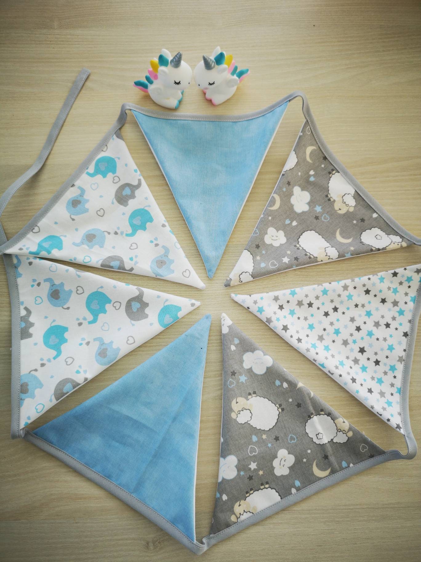 Guirlande de Fanions en Tissu.