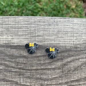 Boucles d&#39;oreilles toile d&#39;araignée Minnie/Disney Halloween/faites main sur commande/puces d&#39;oreilles/sans nickel/hypoallergénique