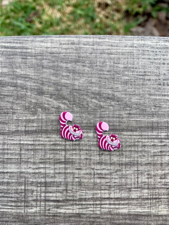 Cheshire Cat Earrings/Alice in Wonderland/Disney Cats/Handmade to Order/Stud Earrings/Nickel Free/Hypoallergenic