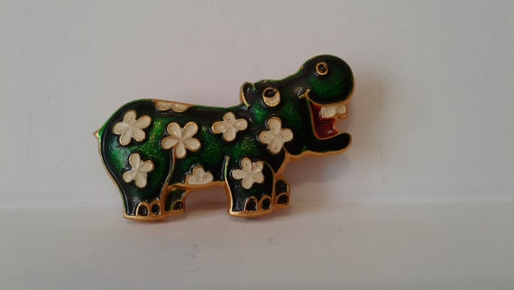 badge. Hippo badge. Children's icon. Figurine badg