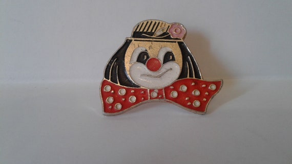 Pin. Clown icon. Collectible badge. Soviet badge o