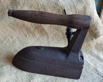 Plancha de gas antigua - mango de madera - vintage