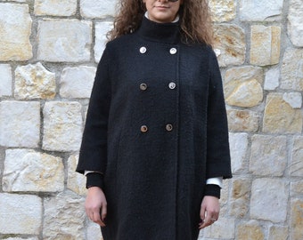 1991 GIANNI VERSACE Black Wool & Velvet Runway Embroidery Smoking