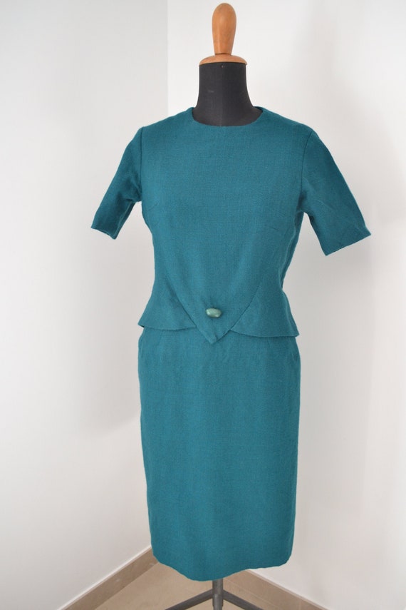 Tailored vintage 50s dress, green pencil dress, 50