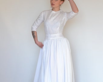 50s wedding dress / train wedding dress / princess bride robe