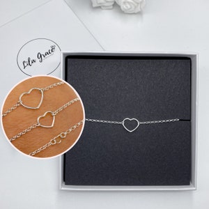 Sterling Silver Heart Link Bracelet - Girls Womens Dainty Cute Pretty Girlfriend Jewellery - Various Sizes Small Large Childrens Adjustable