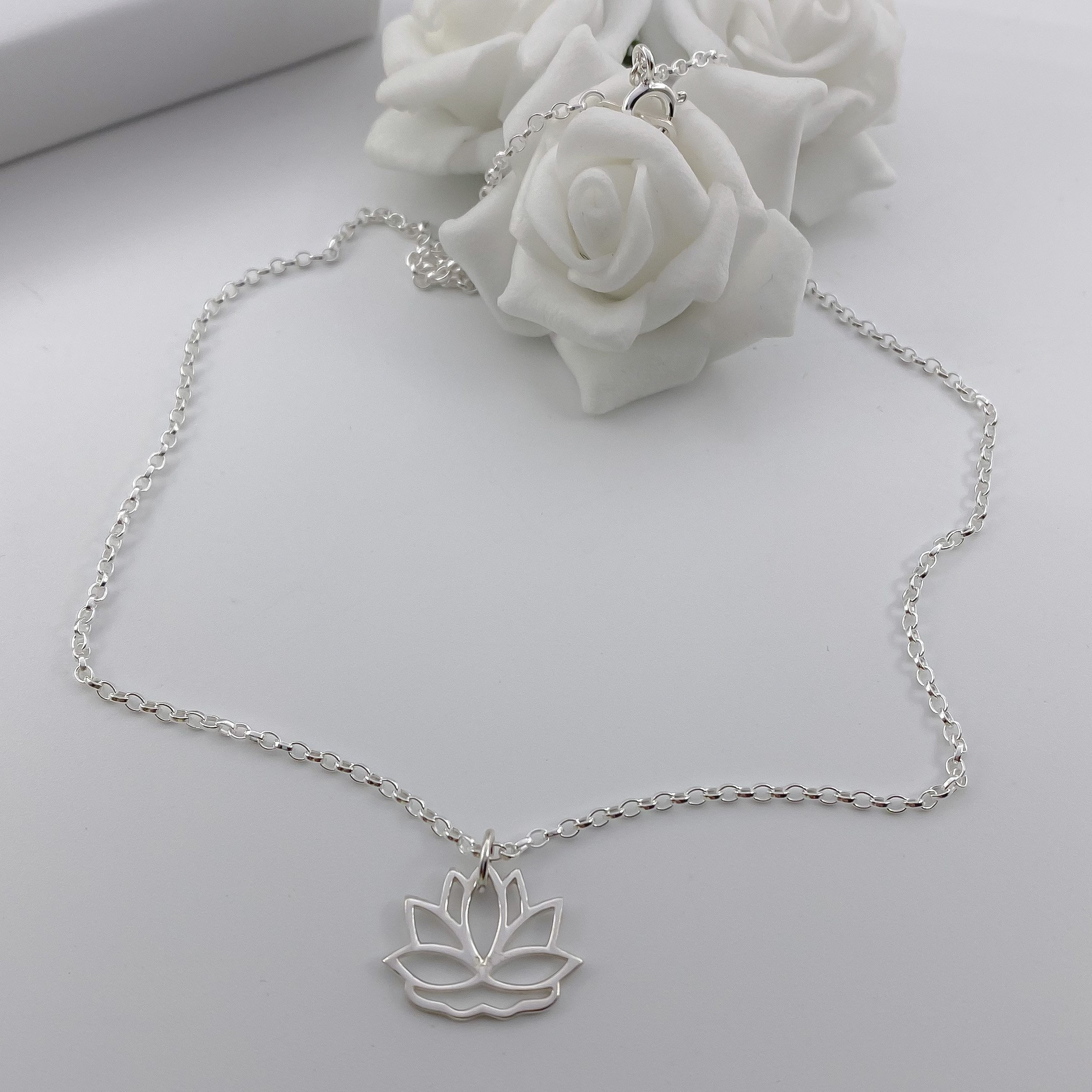 アクセサリー STRONG LOTUS SILVER NECKLACE Ours LOTUS SILVER