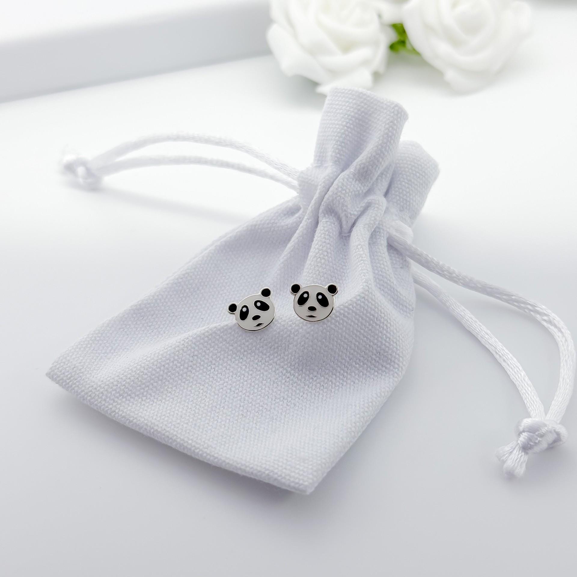 Boucles D’oreilles Petit Panda – Argent Sterling 925, émail Coloré, Boîte Cadeau
