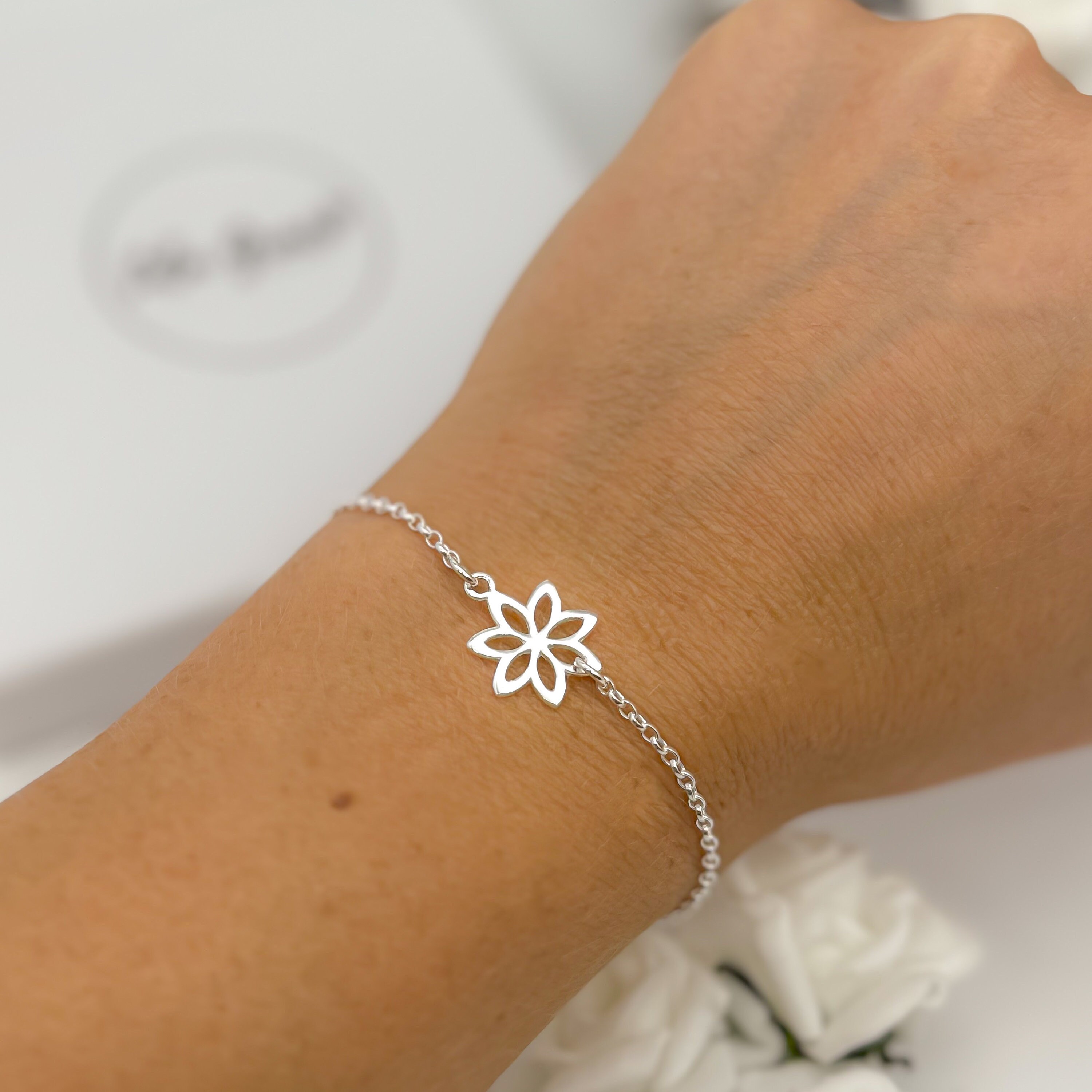 ana luisa◆シルバーカフブレスレット＊LILLY SILVER＊送関込み Knot Bracelet / Silver ブレスレット – Numero CLOSET