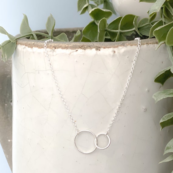 TINGN Unbiological Sister Gifts Double Interlocking Circle Necklace for  Best Friend - Walmart.com