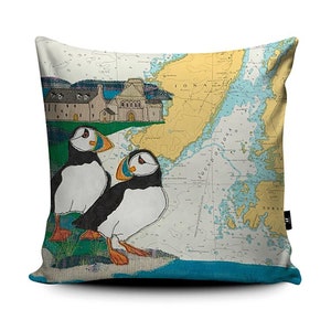 Oreiller de coussin côtier Macareux à Iona Ecosse - thèmes côtiers sur de vieilles cartes marines coussins par Hannah Wisdom Textiles