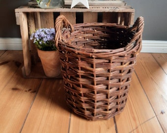 Pretty little wicker basket with handle basket for wine balloon braided plant basket shabby deco country style handle basket harvest basket vintage