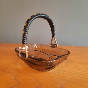 vintage candy bowl offering bowl serving bowl snack bowl smoked glass glass 60s Mid Century bowl 60s with handle braided