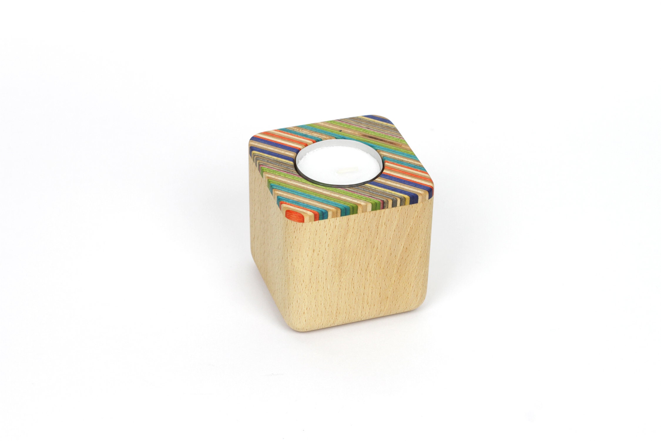 Bougeoir en Hêtre et Skateboards Recyclés