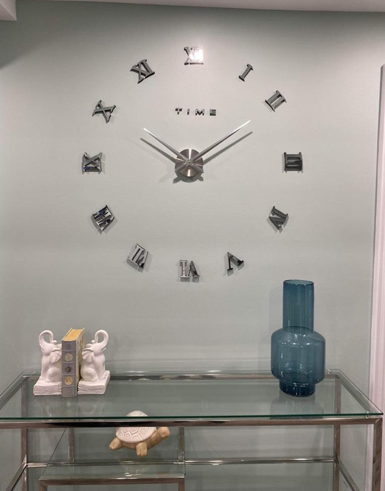 Christmas Gift Stylish DIY Wall Clock Mirror Frameless Elegant Decoration. Metal clock, Artistic Silent Clock, Silver & Black image 2