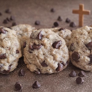 Chewy Chocolate Chip Lactation Cookies – Boost Milk Supply | Breastfeeding Support Snack