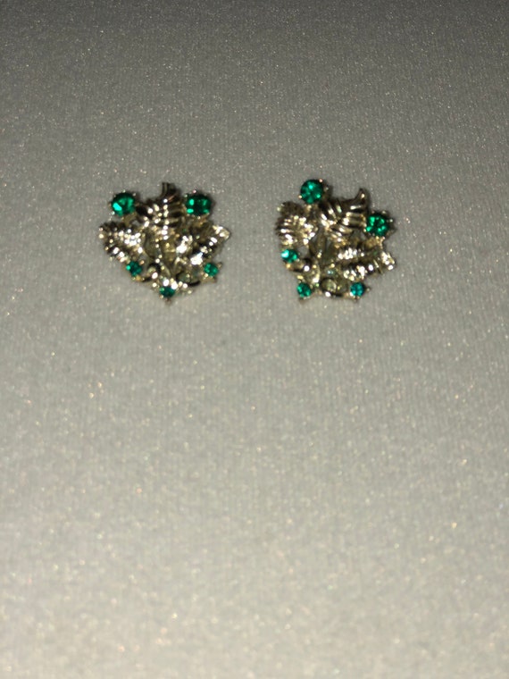 clip on christmas earrings