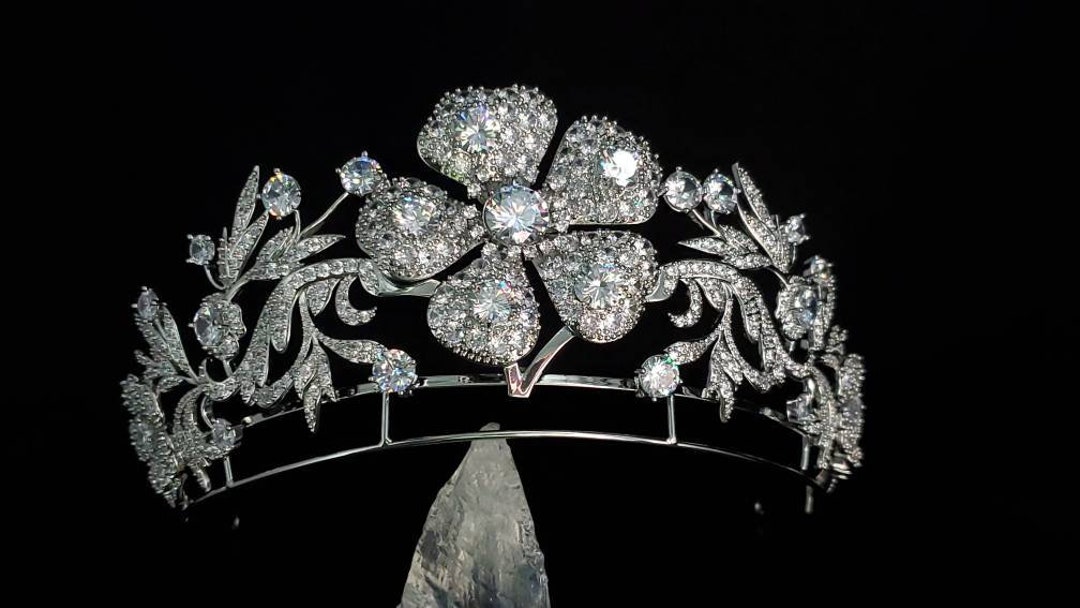 lighed spørgeskema halv otte Spanish Floral Diamond Tiara Royal Tiara Replica Crystal - Etsy