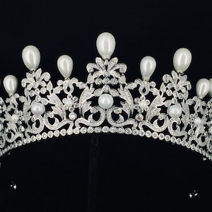 Pearl Crown and Earrings Set, Pearl and CZ weTiara,  Diamond & Pearl Tiara Replica, Royal Diadem