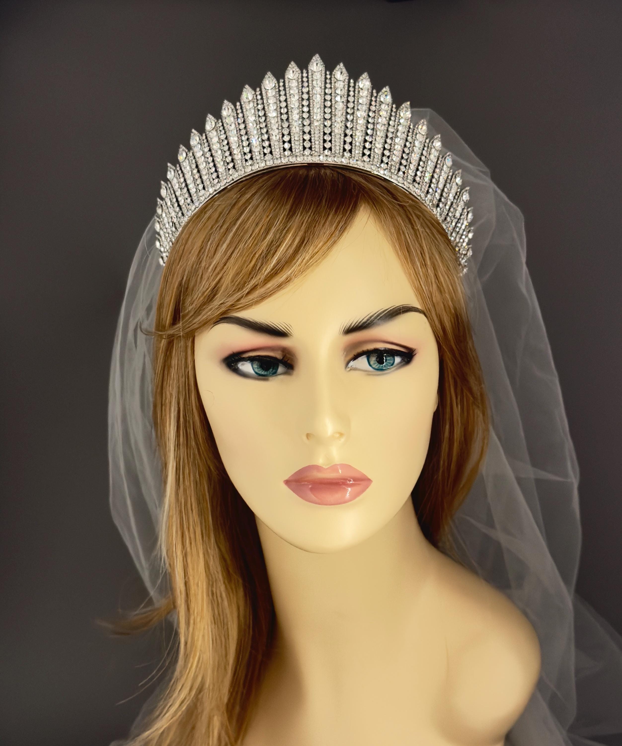 Queen Mary Fringe Tiara Full Size Replica – Platinum-plated CZ