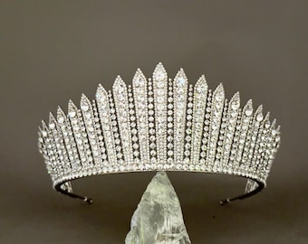 Full Size Queen Mary Fringe Tiara Replica – Royal Wedding Crown of Princess Beatrice, Platinum-Plated CZ Bridal Kokoshnik, British Diadem