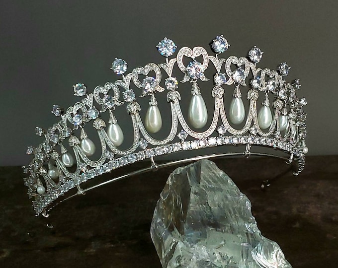 Bridal Tiara, Lover's Knot Royal Pearl Tiara,royal Tiara Replica