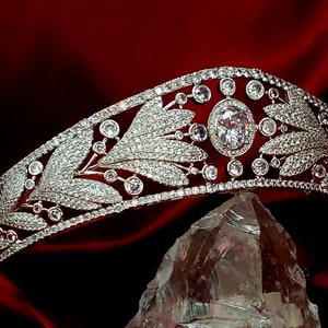 Replika Tiary Królewskiej, Tiara Swarovskiego, Replika Korony Wiktoriańskiej, Tiara Ślubna Królewska, Tiara Ślubna Księżniczki, Diadem Królewski Luksemburga, Diadem Ślubny