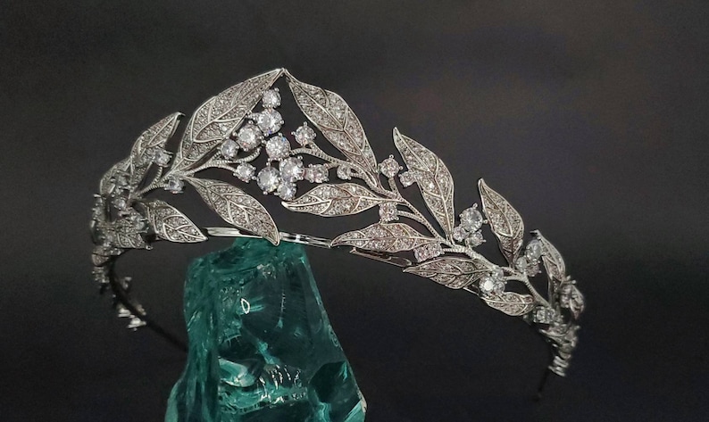 Brabant Laurel Wreath Bridal Tiara Royal Replica Wedding Crown Silver Wreath Tiara Leaves Bridal , Royal Leaves Headpiece image 6