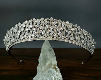 Luxus Diamante Hochzeit Tiara Set, Cubic Zirkonia Brautkrone, Kristall Brautschmuck, modernes Braut Kopfschmuck mit passenden Ohrringen