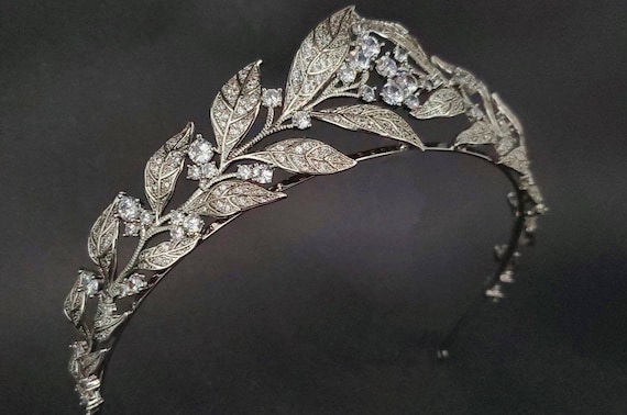 Vintage Silver Crystal Leaf Wreath Headpiece Amazon.com : MOSTORY Silver Woodland Leaf Crown - Handmade  main image 3