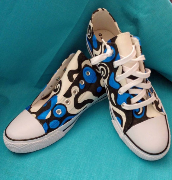 womens size 12 canvas shoes