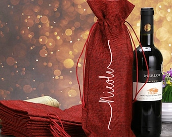 Custom Name Wine Bag ** Personalized Wine Tote ** Christmas Gift for the wine lover ** Bridesmaid Gift ** Bridal Party Gift