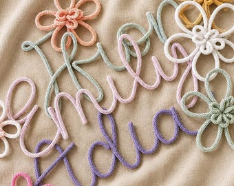 Personalized Wire Name with flowers, Custom colour decor for bedroom , or nursery