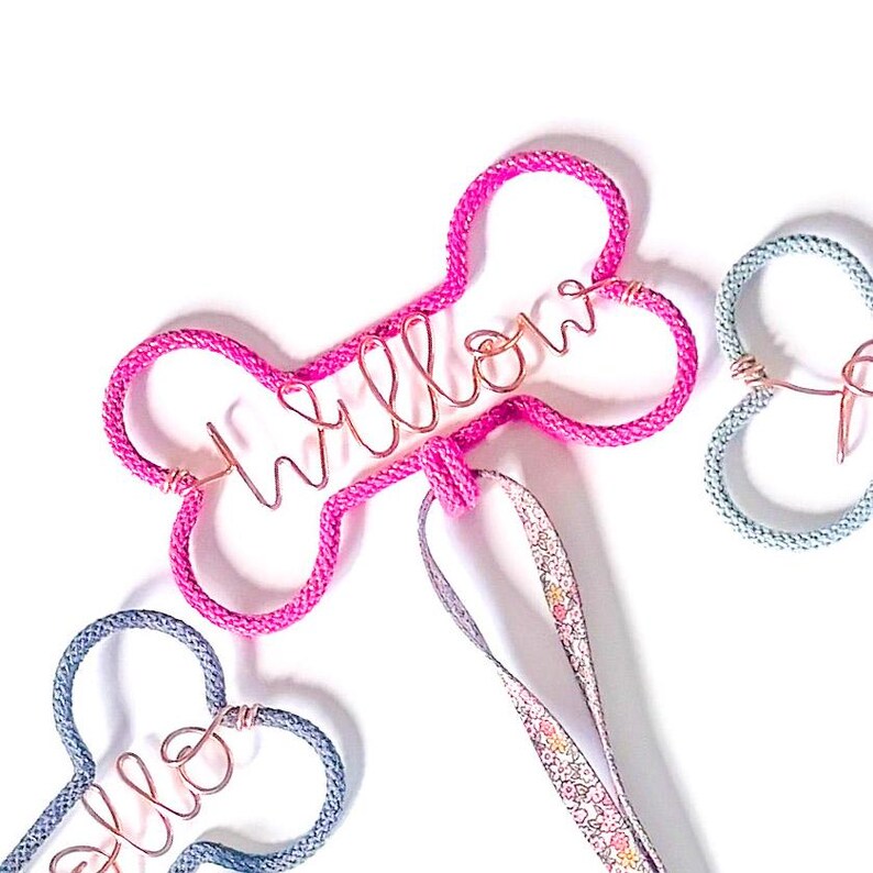Personalised Knitted Wire dog lead hook. Strong wire Bone shaped, Pet Leash Hanger bild 18