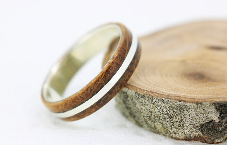 Whiskey Barrel /& Silver wood inlay wedding band ring