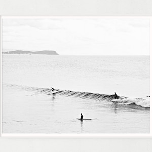 Black and White Longboard Surf Wall Art, Minimalist Surfing Poster Digital Download, Surfer Beach House Decor Print, Gold Coast Surfing Art