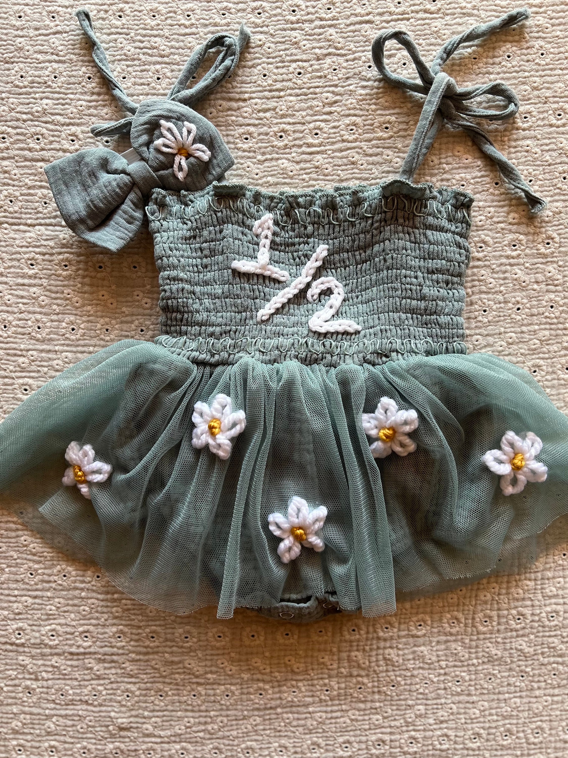 6th month birthday dress 6 Outfits White Lace Smash Cake day312days LEG WARMERS Size:AU 16 (US 12)