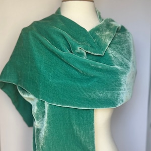 Emerald Silk Velvet Scarf