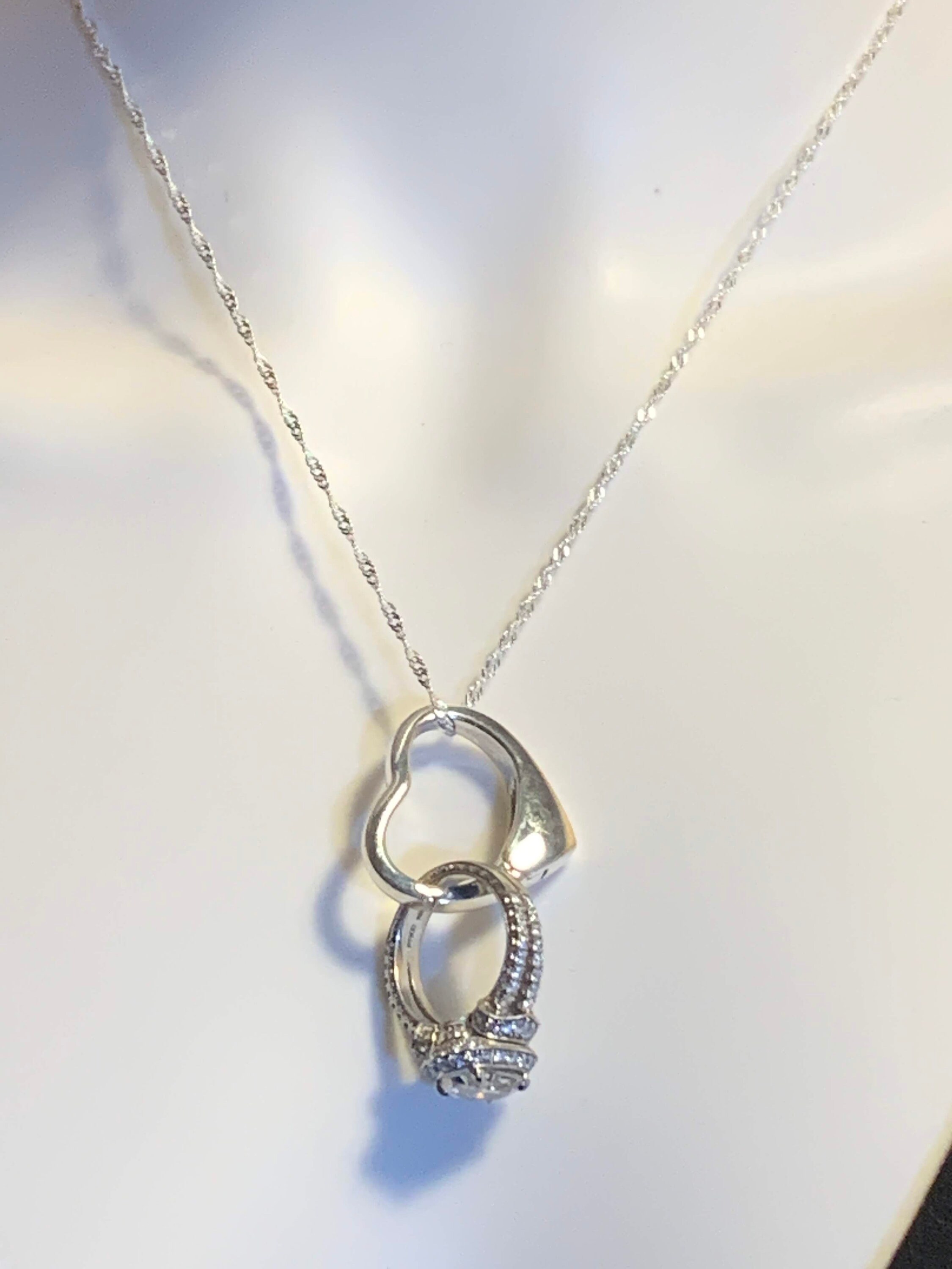 Engravable THE ORIGINAL Floating Heart Pendant Necklace Charm - Etsy