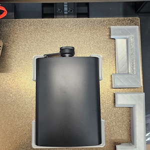 Hip Flask 8 oz. Fiber w/RFID Wallet Attachment Jig for Fiber and CO2 Galvo Lasers *STL File ONLY*