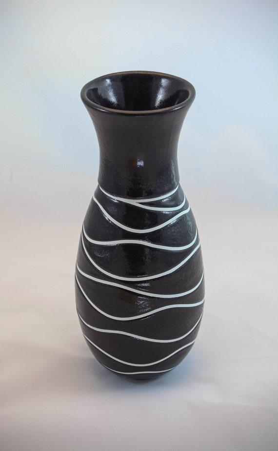 Contemporary Black Striped Vase - 2